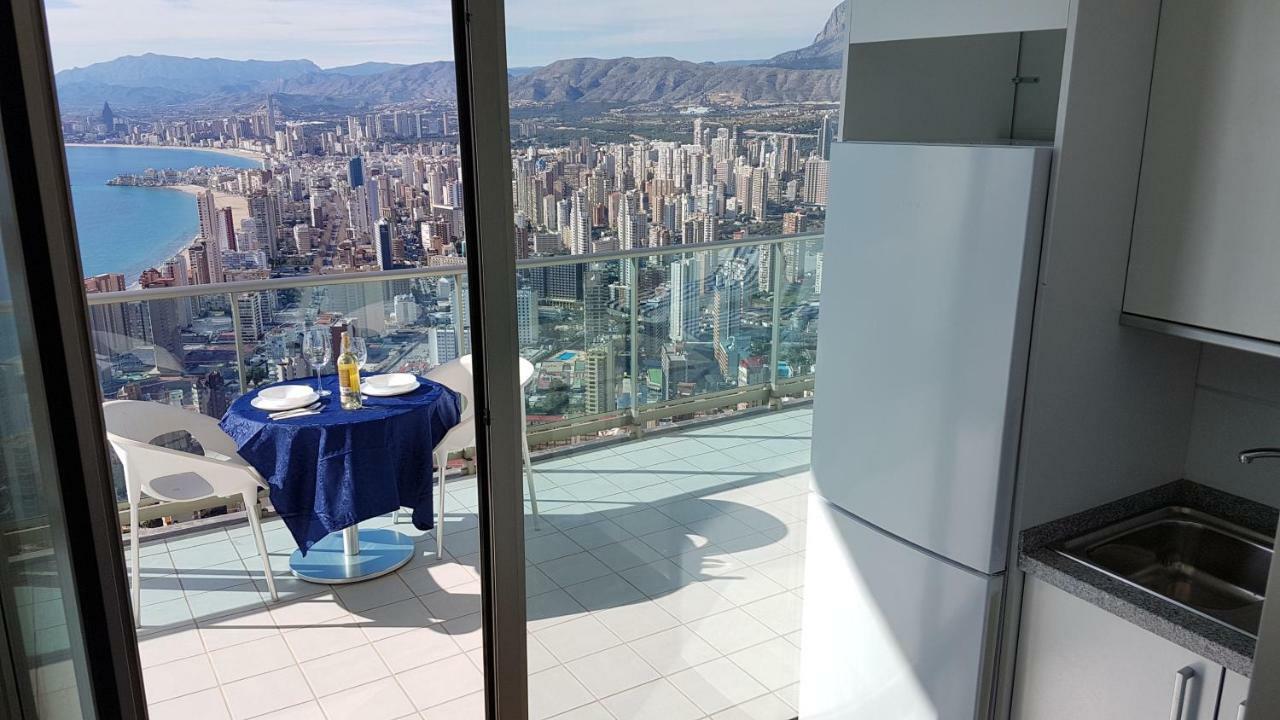 Luxury Apartment On The 40Th Floor With Amazing Views Benidorm Eksteriør bilde