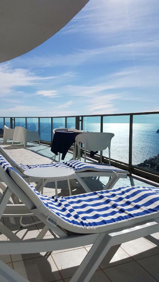 Luxury Apartment On The 40Th Floor With Amazing Views Benidorm Eksteriør bilde