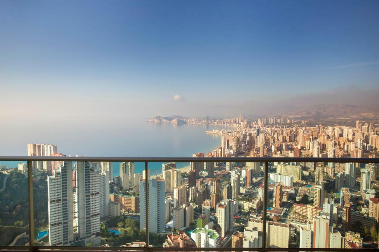 Luxury Apartment On The 40Th Floor With Amazing Views Benidorm Eksteriør bilde